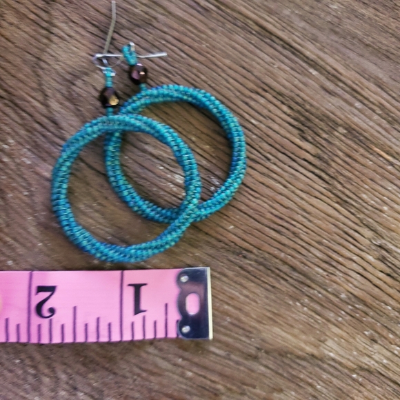 Amara Voyage Peruvian Beaded Earings - Picture 4 of 5